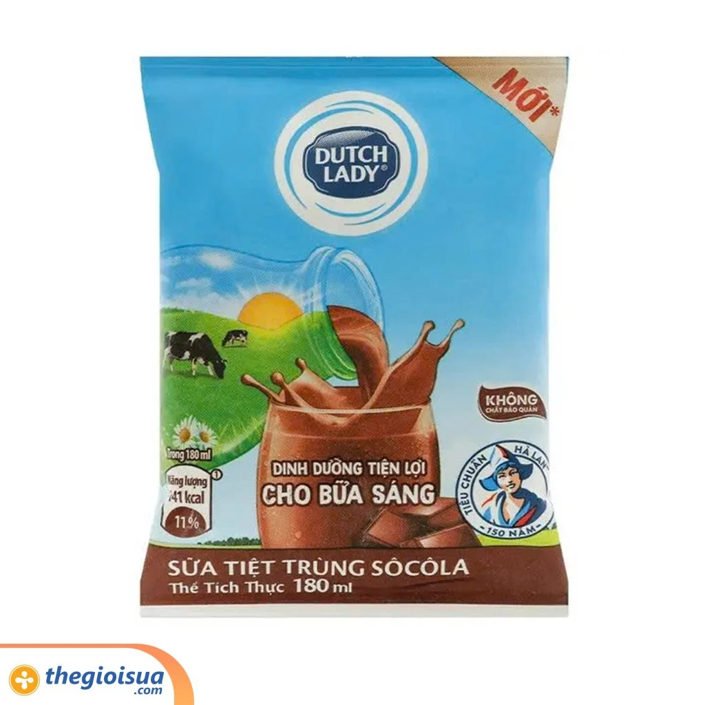 Sữa tiệt trùng CGHL Socola bịch 180ml – thùng 24 bịch